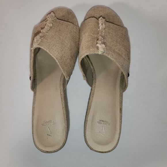 SIMPLY VERA by VERA WANG Wedge Sandal Womens 9M Tan Platform Textile Fringe Boho - Picture 7 of 12